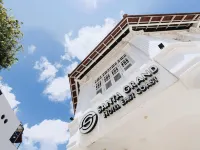 Santa Grand Hotel East Coast - a NuVe Group Collection Hotels near Katong
