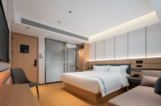 Baifei Hotel (Wanning High-speed Railway Station)