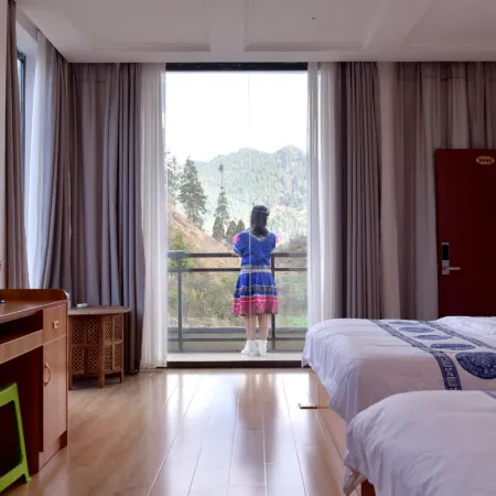 Guiding Zixuan Hotel