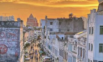 Haikou Golden Century Hotel (Guomao Center Friendship Sunshine City Store)