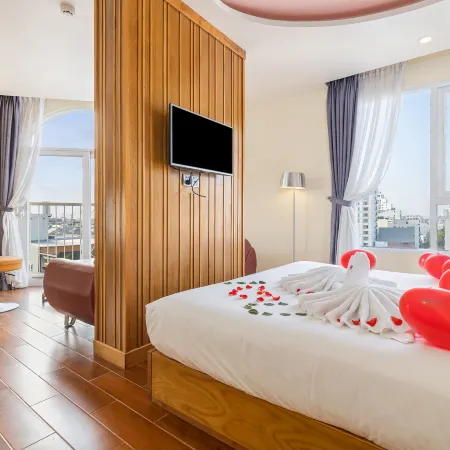 SEA QUEEN HOTEL Hotels in Da Nang