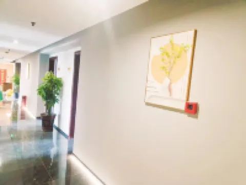 Jinyindao Business Hotel