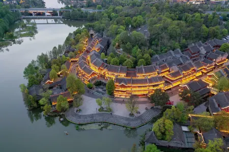 Chongqing Bishan Seclusive Life Hotel Отели рядом с достопримечательностью «Chongqing Machinery and Electronics Polytechnic College»