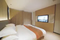 Lido Hotel (Luoyang Longmen High-Speed Railway Station Kaiyuan Avenue)