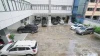 Jingman Boutique Hotel (Minzu Street Branch) - parking