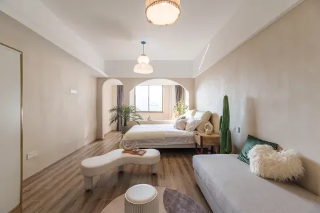 Shanghai Moxi Apartment (Chenghuangmiao Yuyuan Branch)