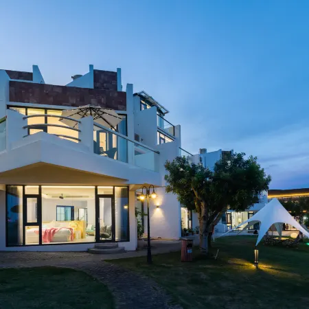 Manla Seaview Garden Villa