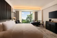 Padma Hotel Semarang Hotel dekat Warung Sembako Bu Asih