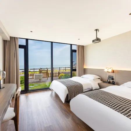 Putuo Mountain Baibu No.1 Seaview Hotel (Puji Temple Baibu Sha Branch)