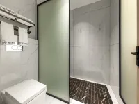 Dejiang Yueshanhu Hotel (Yulong Plaza) Hotels in Dejiang