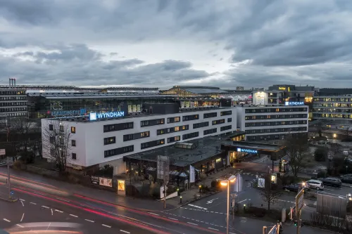 溫德姆斯圖加特機場展覽中心飯店