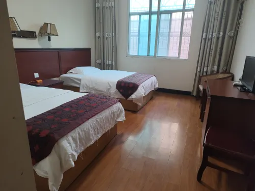 Zhonghua Hotel