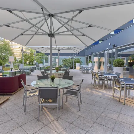 Novotel Zurich City West Отели рядом с достопримечательностью «Гевербешуле»