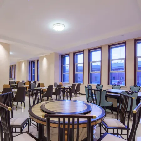 Xinyuan Jinding International Hotel Отели в г. Синьюань