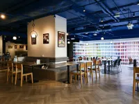 Camlux Hotel Hotels near E-Max
