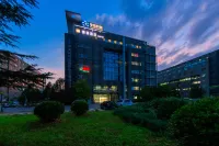 Ease Hotel(Beking Jiuxianqiaodonglu 798 Art Center) Hotels in Beijing