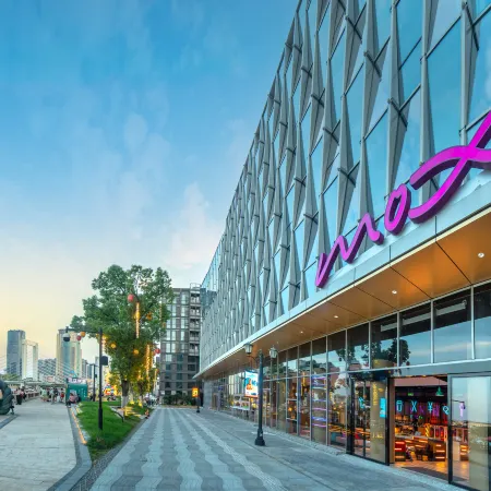 Moxy Ningbo Old Bund
