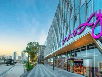 Moxy Ningbo Old Bund Hotels near The Old Bund