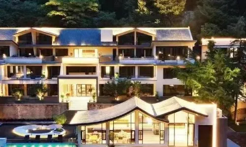 Pujian Resort Hotel