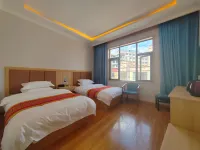 Saidang Gompa Hotel - Bãi đậu xe