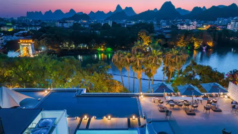 Lijiang Moon View · Quiet Holiday Lakeside Hotel (Guilin Two Rivers & Four Lakes Area) in Guilin
