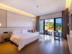 링지아탄 만다린 호텔, 한산