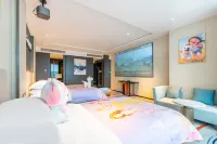 CHARMING HOTEL Hotels near Jingdechan Temple