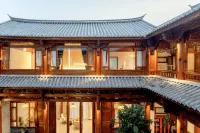 大理雙廊漫尋·中式庭院度假別墅 楊麗萍太陽宮藝術空間附近的飯店