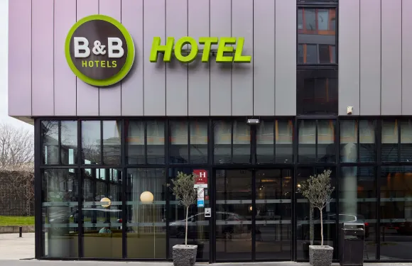 巴黎北東部萊利拉門B&B飯店