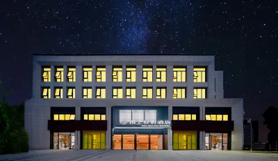 Moshang Light Residence Hotel