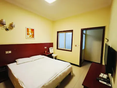 Luyi Jinyuan Hotel (Weizhen Road) Отели рядом с достопримечательностью «Mingdao Palace»