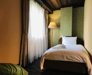 Shakespeare Hotel Hotels in Hakuba