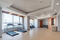 Qiyue Xincheng Hotel (Jiujiang Railway Station Changhong Avenue) - Gym