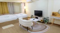 Tofu House CNX Near Nimman- Airport 4 bedroom 6 bed with 3 Bath Room Hotels in Suthep