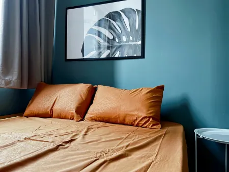 Large and Strategic Rasuna Apt 3BR with WiFi &Pool Отели рядом с достопримечательностью «2 AXA Tower»