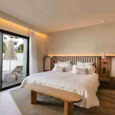 Anfitrión Villas & Suites Rooms