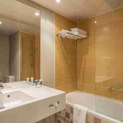 Mercure Parc du Coudray Rooms