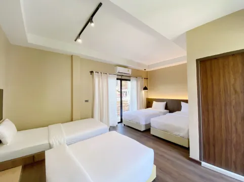 ห้องพักสำหรับสี่ท่านพร้อมระเบียง