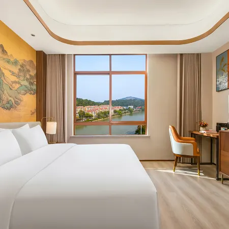 Huzhou Changxing Swan City Maison New Century Hotel