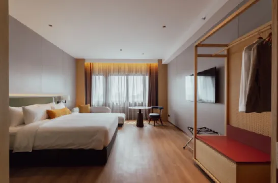 Break & Stay Suites 鄰近Cathedral of the Holy Spirit的酒店