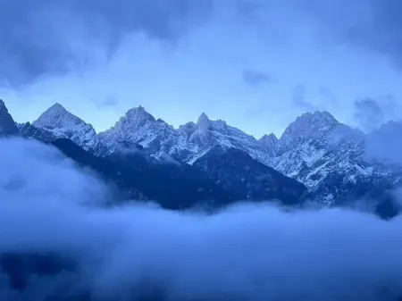 Two forgets mountain houses