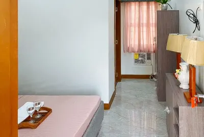 Leonilas Travellers Inn 일로일로 호텔