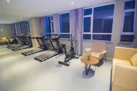 Homeinn Plus Hotel (Weifang Wolong East Street Dongfang Road Gude Plaza) - نادي رياضي