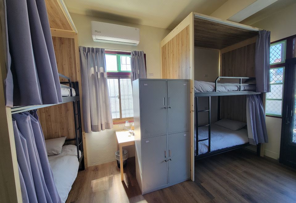 숙소 객실 내부