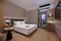 Taizhou Huangyan·Paris Designer Hotel (Wuyue Plaza Branch)