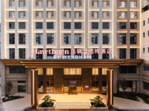 Hawthorn by Wyndham JianShui Hotels near Guangcihu