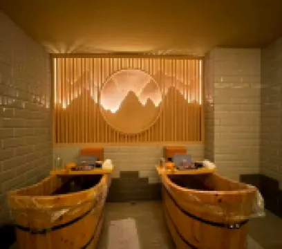 Poly Zhonghui Hotel Apartment (Guangzhou East Railway Station Store)