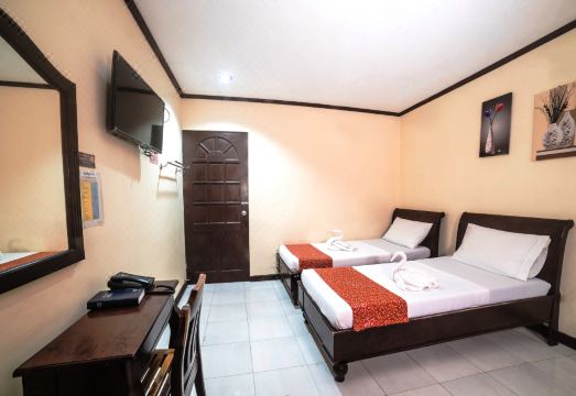 RedDoorz Near Ormoc Port Terminal