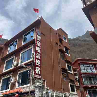 Heishui Zandenggabo Homestay Hotel Exterior