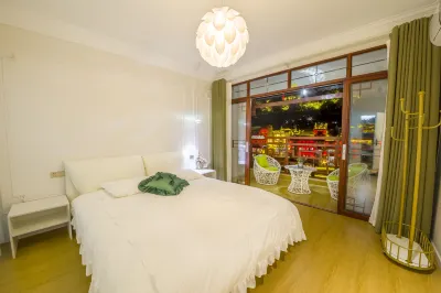 Lingyun Villa Private Scenic Boutique Hotel (Zhenyuan Ancient Town Store)  호텔